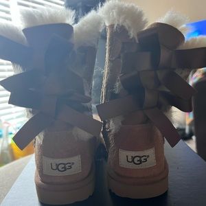 Ugg Boots!! Get ready for next winter with these!!! GREAT OFFER!!
